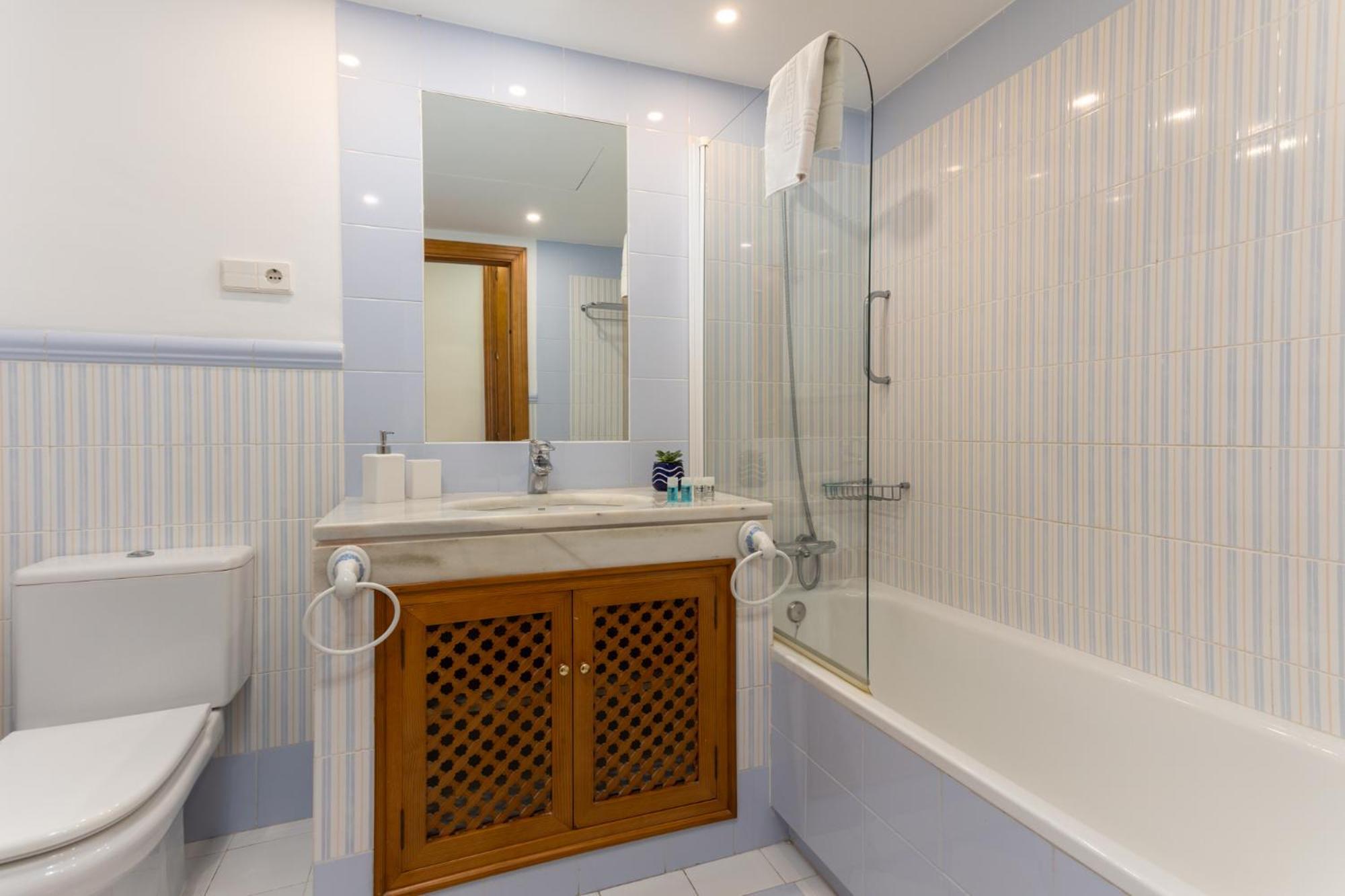 Mtr - Temporary Rent Apto 2 Sea View Marbella